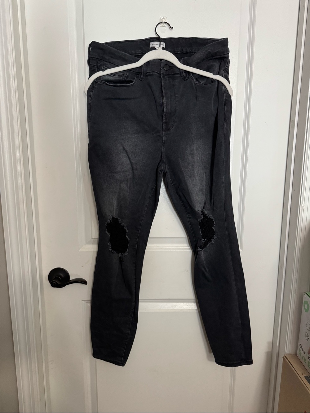 Good American Always Fit Black Distressed Skinny Jeans